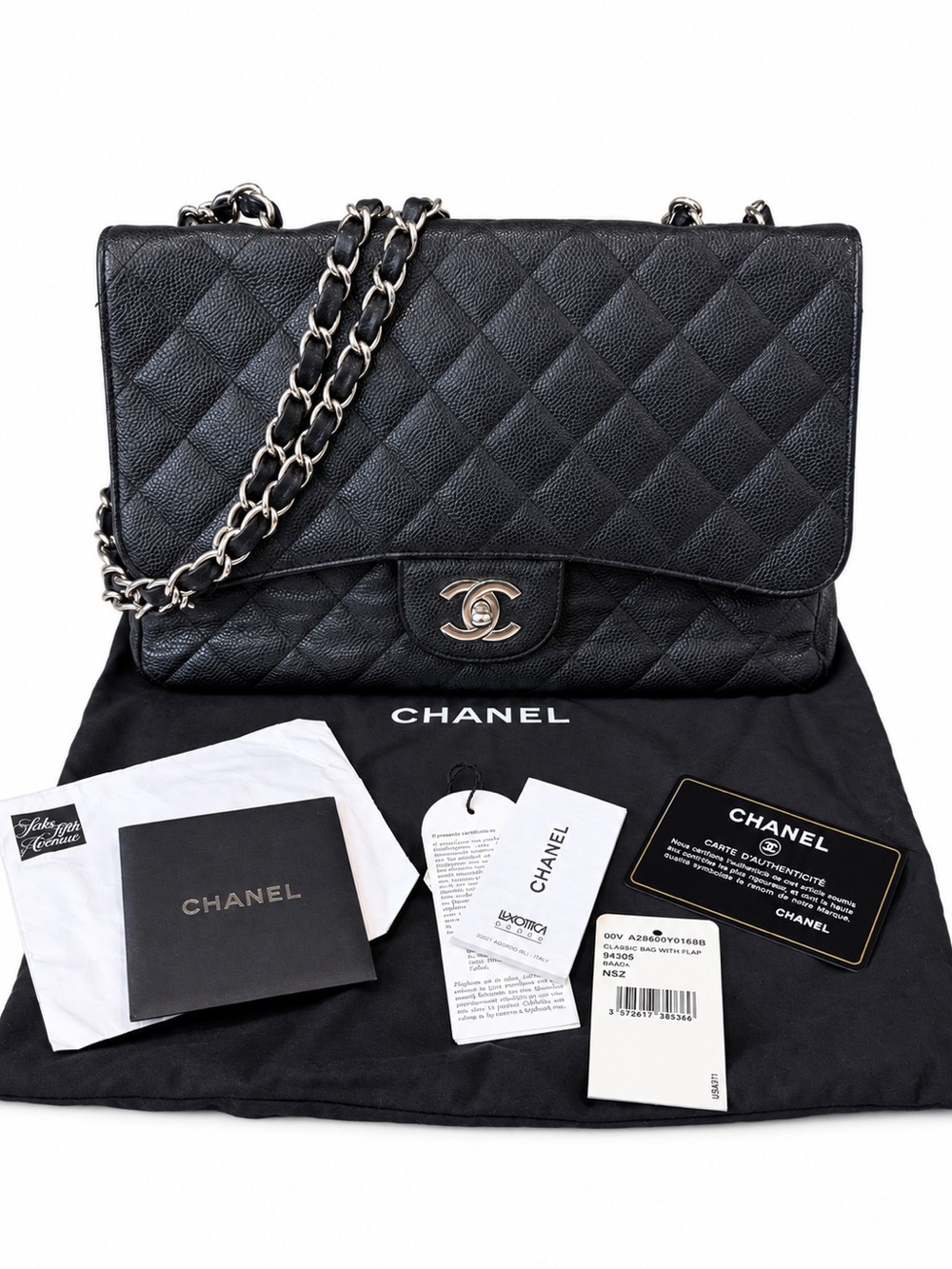 CHANEL Black Quilted Leather Shoulder Bag with Silver-Tone Chain
